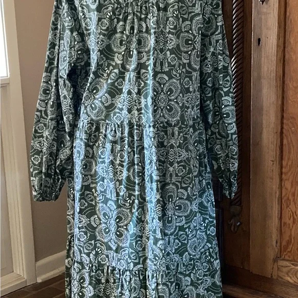 Lane Bryant Size 20 Green Medallion Print Tiered Maxi Shirt Dress - Picture 3 of 5